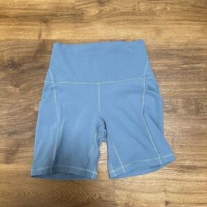 Lululemon Align Shorts w/ pockets - double lined - 6"